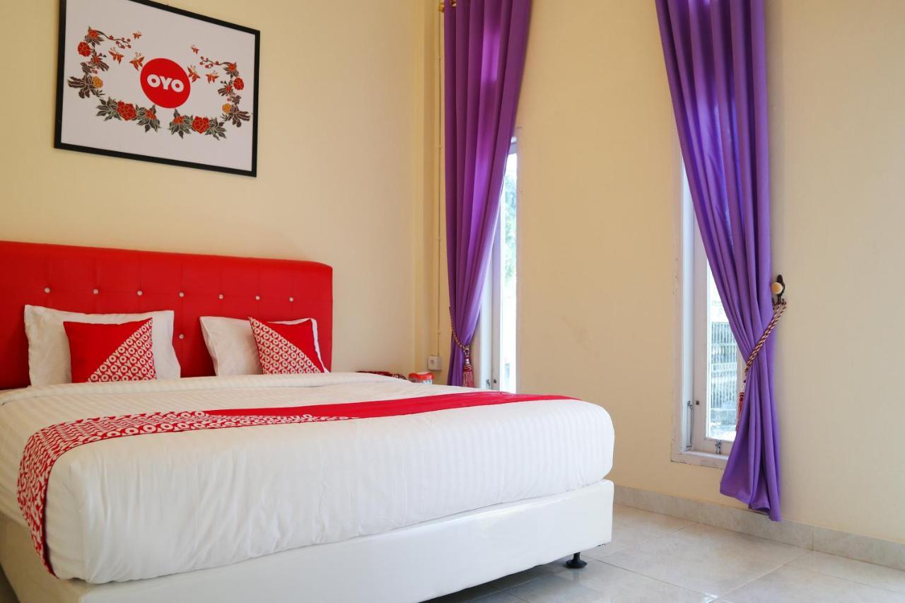 Oyo 2202 Delima Guest House Syariah Padang  Eksteriør bilde